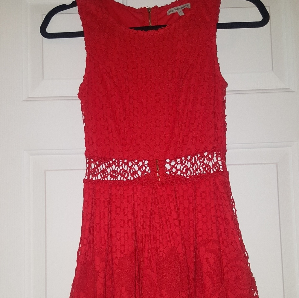 Dress - Picture 4 of 5